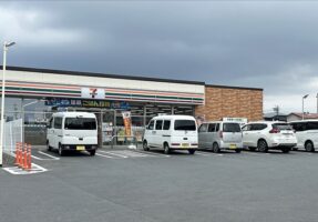 セブンイレブン浜松寸田ヶ谷店まで958m